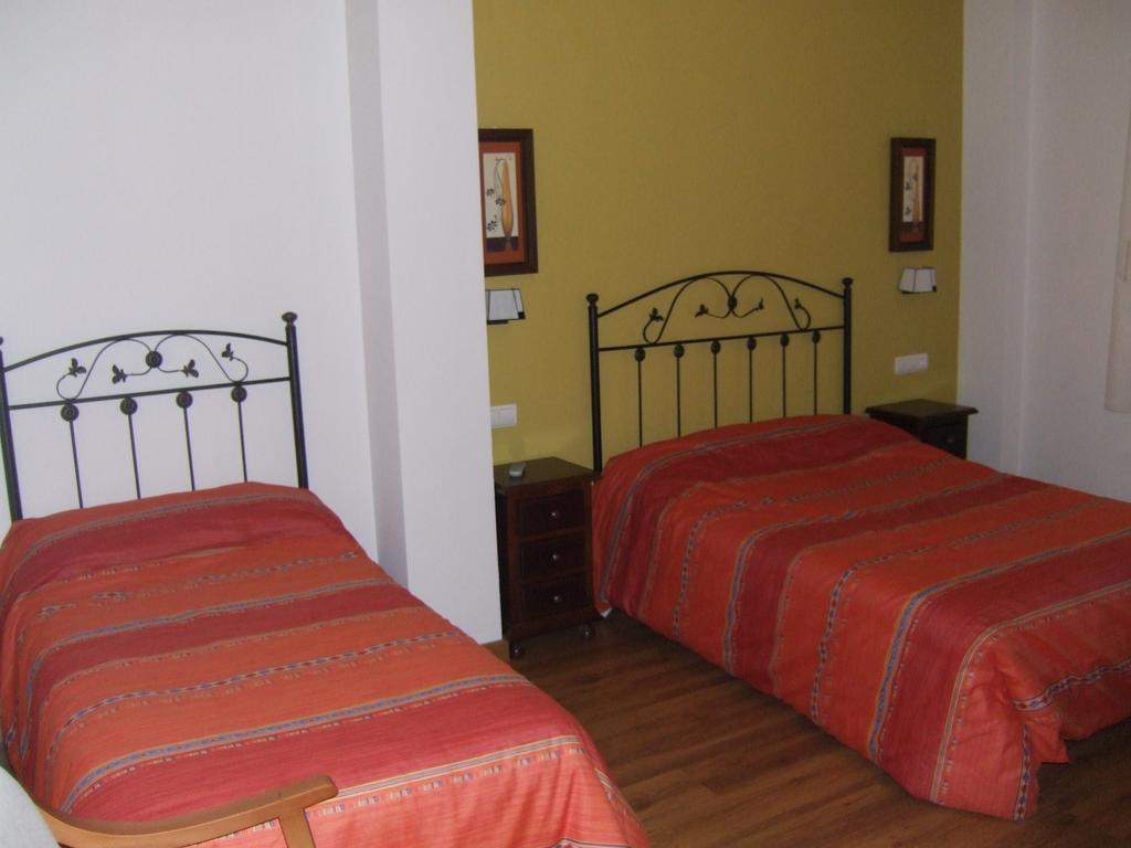 Hostal Rural El Padul Quarto foto